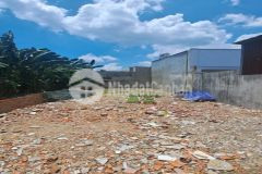 Ban đât hem kia đương đông thanh 6 3, hoc môn, 108m2, ngang 6m, 1,9 ty.