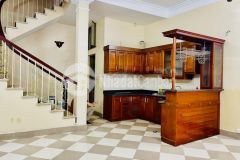 Cần tiền bán nhà ngõ 266 nguyễn văn cừ, long biên 48m2, 4t giá 6,2 tỷ