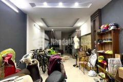 Mặt ngõ, gần ô tô, nhà đẹp ở luôn phố thịnh quang, đống đa. 0911554873.