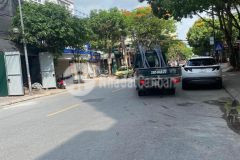 Đất 2 mặt tiền phố trạm 145m2 nhỉnh 35 đồng vỉa hè kd sầm uất