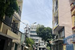 Ở và cho thuê 250 triệu 1 năm, nhà 9pn 9wc, 5.8tỷ, cách 1 căn ra mt đường ni sư huỳnh liên f10 tân b