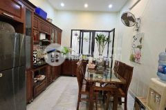 Bán rẻ nhà phân lô ở nguyễn phong sắc, dt 57mx6 tầng,gara ô tô, thang máy, ngõ 4m,giá 13.5 tỷ.