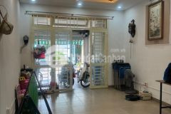 Nhà giá bèo, phố giang văn minh, dt 41mx5 tầng,nhìn ra hồ, rất gần ô tô, giá chỉ 6.5 tỷ.