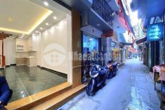 Ba gác đỗ cửa ngay gần ô tô tránh chỉ 3.15 tỷ đã có nhà có thể kinh doanh nhỏ lẻ nhà thoáng sá