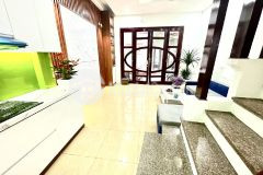 Bán nhà đẹp phố phạm ngọc thạch 33m2, 5t, mt4.3m ô tô quan nhỉnh 8 tỷ gần vincom