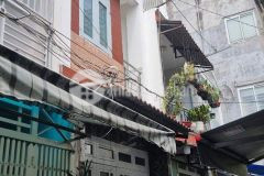 Bán nhà sổ hồng riêng tại trung tâm phường 11, gò vấp đúc một trệt, một lầu