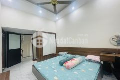 Bán nhanh căn nhà 5 tầng, cách ngõ oto chỉ 30m, sổ đẹp, nở hậu, già chỉ 6,x tỷ x nhỏ xíu.