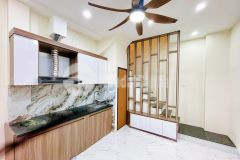 Nhà 2 thoáng mặt ngõ gần mp lương định của dt 20m x 5t, sđcc