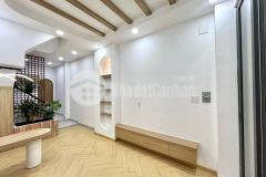 Cần bán nhà, đội cấn, dt 43mx5 tầng,lô góc 3 thoáng, ô tô đỗ rất gần, chỉ 6.8 tỷ.