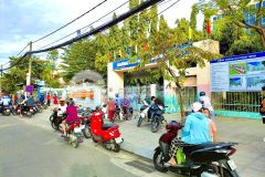 Cần bán 6m mặt tiền đường ngay tx chơn thành giá rẻ