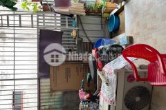 Tânphú 4tỷ8 81m2 4,1 19 6pn nhà cũ tiện xây mới hay cải tạo lại xe hơi đỗ sát nhà.