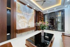 Nhà rất là rẻ, phố nghi tàm, dt 44mx5 tầng, lô góc thoáng, ô tô đỗ rất gần.giá chỉ 5.4 tỷ