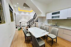 Bán nhà phân lô phố an dương,diện tích 37m2,giá 8.6 tỷ