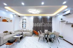 Bán nhà ngay, phố âu cơ,dt 41mx5 tầng,ô tô đỗ sát, giá chỉ 5.3 tỷ