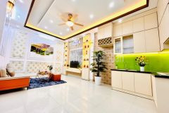 Rất cần bán nhà, phố an dương,dt 41mx5 tầng,lô góc, ô tô 15m. giá chỉ 5.4 tỷ.