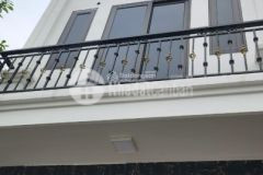 Bán nhà gần cầu hữu hòa 33m 5 tầng