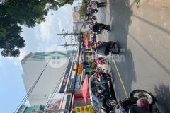 Bán biệt thự tỉnh lộ 10 ngang 7.1m 4pn nội thất xịnđẹp 180m2 gần chợ chỉ 11 tỷ