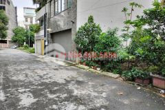 Nguyễn hoàng tôn 60m đất phân lô ô tô vào mặt tiền siêu rộng.