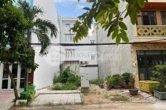 Bán đất đầy đủ tiện ích xung quanh đường 7m, sổ hồng riêng, full thổ cư