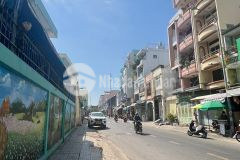 Mặt t.iền chợ bình tây 3 tầng 4.2x14 đẹp hậu 5.1m 13t.y