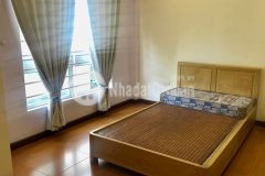Bán nhà pháo đài láng, đđa. nhà đẹp, 15m ô tô, ngõ 3m. 4mx13m, 7 ngủ, hơn 7 tỷ