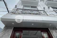 Nhà 5 tầng ngõ nông gần cầu vĩnh tuy, long biên, giá hơn 4 tỷ xíu