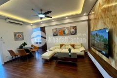 Bán nhà ở ngay phố yên hòa,dt 44mx6 tầng,ô tô đỗ cách 10m,thang máy giá 7 tỷ.