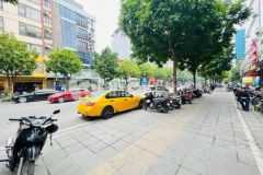 Bán nhà tt cầu giấy, mp khúc thừa dụ 104m 49.8 tỷ. kd đỉnh, vỉa hè rộng