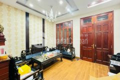 Tôi bán nhà 83 mặt phố hào nam sầm uất gần nhạc viện hà nội 48m2 chỉ 16.78 tỷ. lh 0989.62.6116