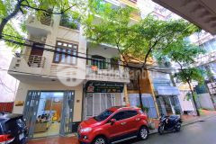 Bán nhà đường tam trinh hoàng mai, phân lô hai mặt tiền đường ô tô thông, kinh doanh.