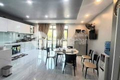 Nhà đẹp có thang máy,mặt tiền đường số,phường tam phú,75m26x135tầng,9.9tỷ.