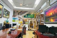 Hàng hót hít, vạn phúc hà đông, ô tô tránh nhau đỗ ngày đêm kinh doanh