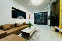 Thua bóng bán gấp nhà mặt phố hồng tiến ko vướng cầu vượt 68m2 chỉ 24.86 tỷ. lh 0989.62.6116