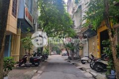 Bán nhà phố nguyên hồng 43m2, 5t, mt3.8m vỉa hè ô tô kinh doanh gần hồ thành công