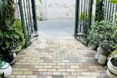 Bán nhà đẹp trần hưng đạo q5 giáp quận 1 diện tích 55m2 hẻm 4m thẳng 1 trục cách mt 30m