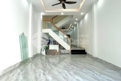 Nhà mới đẹp lung linh ô tô vào nhà 2 tầng btct 68m2 giá chỉ 5 tỷ nhỉnh.