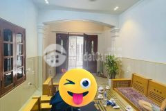 Bán nhà cầu giấy phố xuân thủy 45m x 4t giá 12 tỷ, lô góc, ô tô, kinh doanh