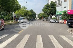 Chính chủ cần bán mặt phố lâm hạ 260m, mặt tiền khủng, 3 thoáng, kinh doanh, vỉa hè rộng.