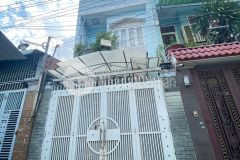 Chủ gấp bán nhà 1 hẻm xe hơi ngay phan văn hớn, quận 12