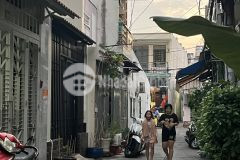 Bình tân nhà 2 tầng gần ngã tư bốn xã dt 40m2 3.6 tỷ