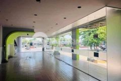 Cho thuê lô góc 2mt lê đại hành