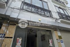 Bán nhà bát khối,cự khối 4 tầng,41m oto đỗ cửa,gần hổ nhỉnh 4 tỷ