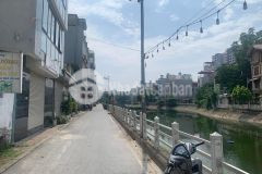 Bán nhà phố ngọc lâm 111m2 mt 15m chào 33 đồng mặt hồ ngã tư hồng tiến 2 mt