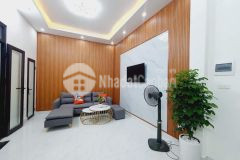 Bán nhà đường giải phóng ô tô, kinh doanh sầm uất, qh ổn định tự tin mua nhà 33m25t, 5.6 tỷ