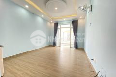 Cho thuê phòng q7 tòa nhà mới hoàn thiện phòng ban công sạch sẽ thoáng mát