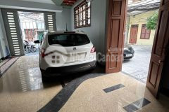 Bán nhà lô góc lạc long quân 5 tầng 15ty