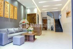 10.5 tỷ có ngay tòa chdv cực đẹp tại sơn trà 100m2 x 4 tầng 7 căn studio. lh0818282938