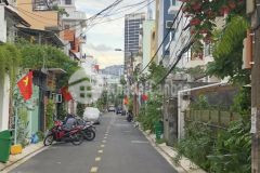 Bán căn nhà view land mark 81, đường số 2 làng báo chí thảo điền. giá 17 tỷ