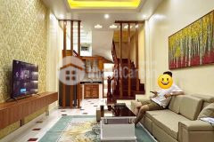 Bán nhà nguyễn khang cầu giấy 34m x 5t giá 7.25 tỷ, nhà đẹp, vị trí đẹp, nội thất đẹp