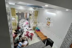 Bán nhà hẻm nhựa xe hơi đậu cửa tân phú, dt 56m2, chỉ 4,5 tỷ còn thương lượng lh0935767286